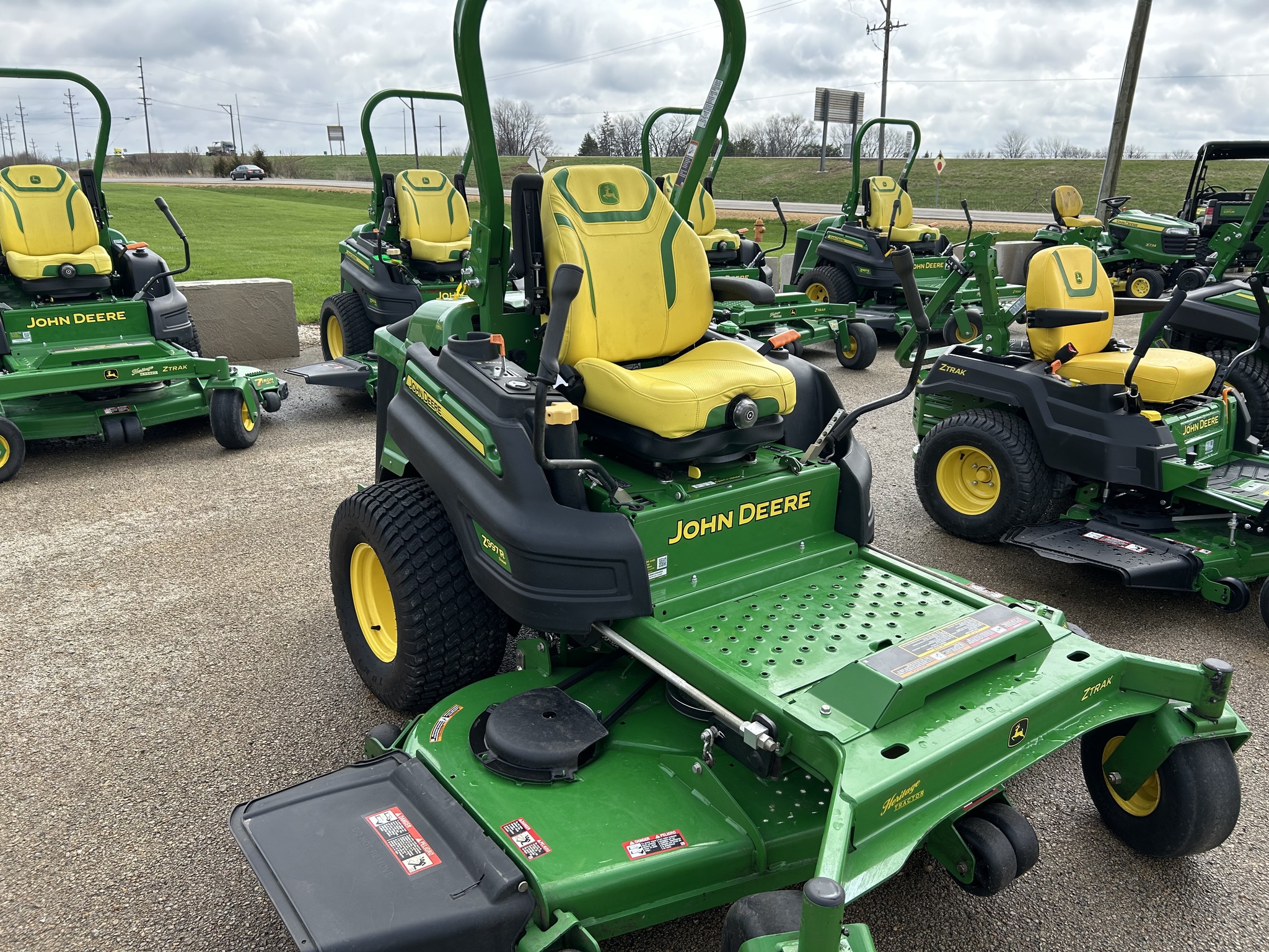  2025 John Deere Z997R at Heritage Tractor in Dixon, IL