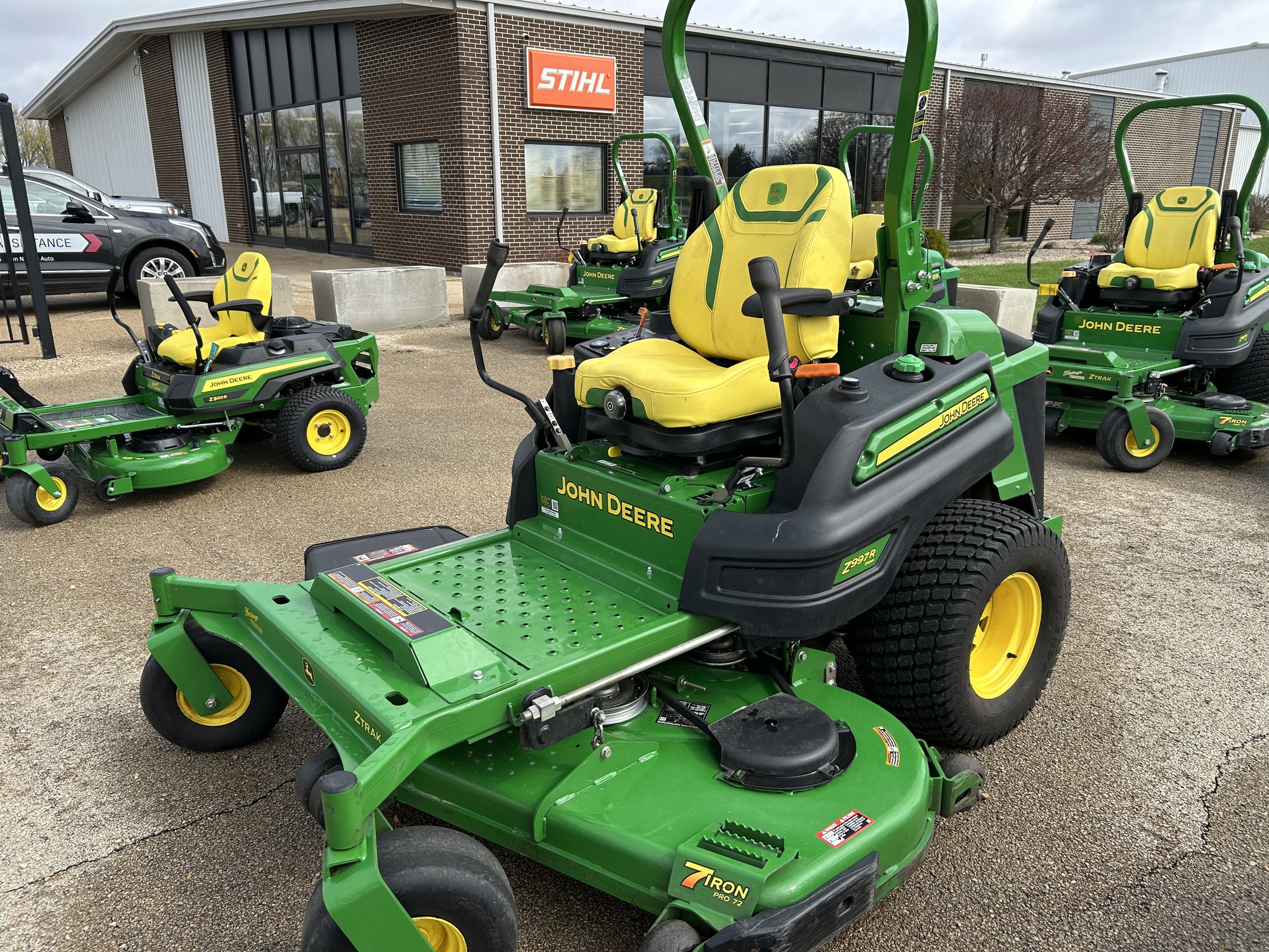  2025 John Deere Z997R at Heritage Tractor in Dixon, IL