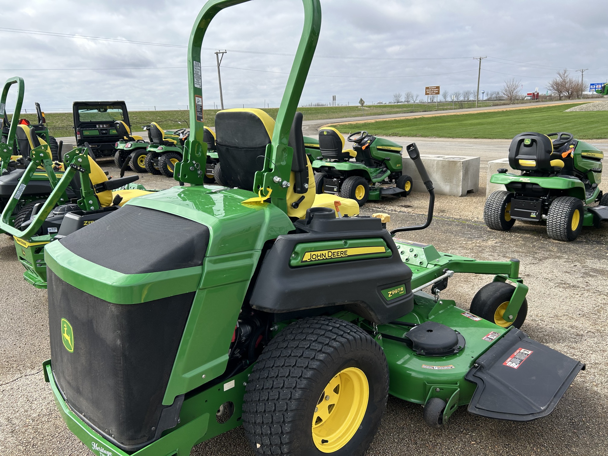  2025 John Deere Z997R at Heritage Tractor in Dixon, IL