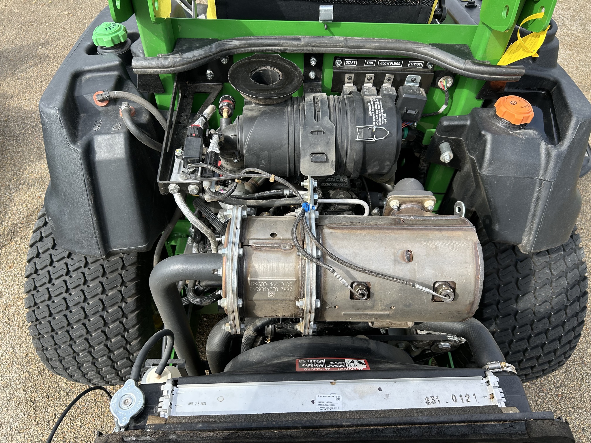  2025 John Deere Z997R at Heritage Tractor in Dixon, IL