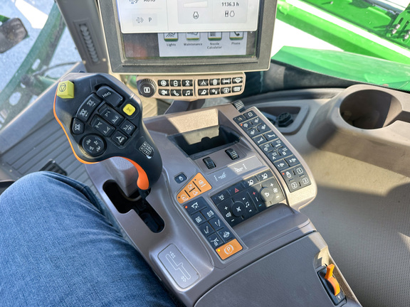 2020 John-Deere R4038