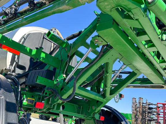 2020 John-Deere R4038