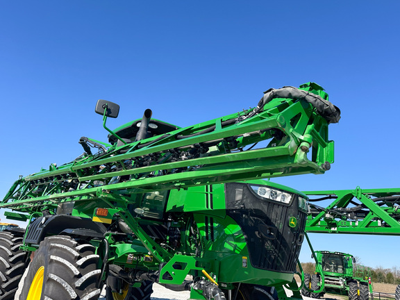 2020 John-Deere R4038