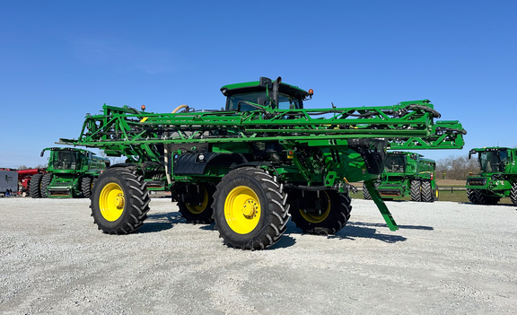 2020 John-Deere R4038