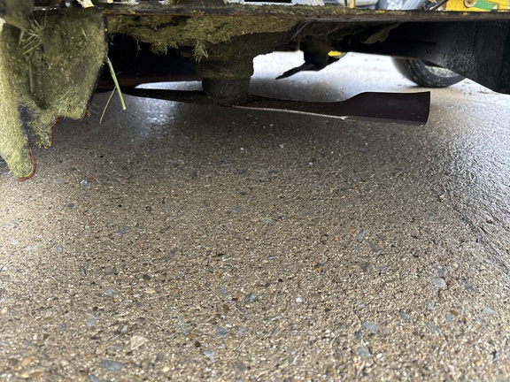 Used 2021 John Deere Z530M Zero Turn Mowers at Koenig Equipment in Urbana, OH - Photo8