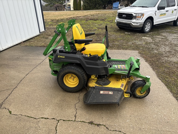 Used 2021 John Deere Z530M Zero Turn Mowers at Koenig Equipment in Urbana, OH - Photo2