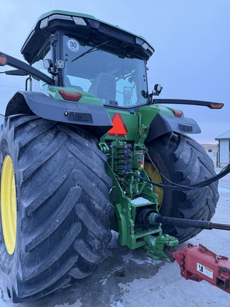 Photo of 2022 John Deere 8R 410