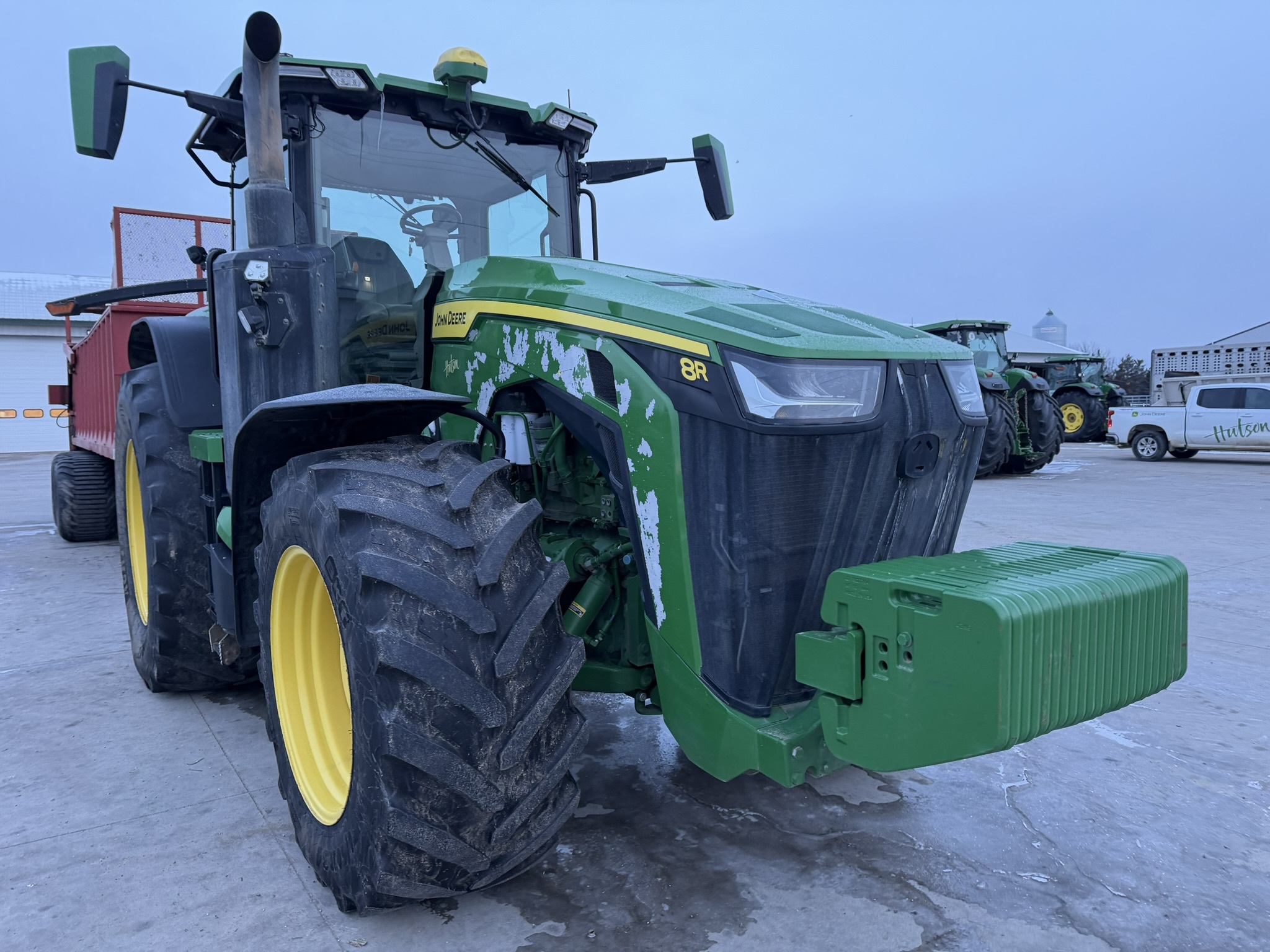 2022 John Deere 8R 410