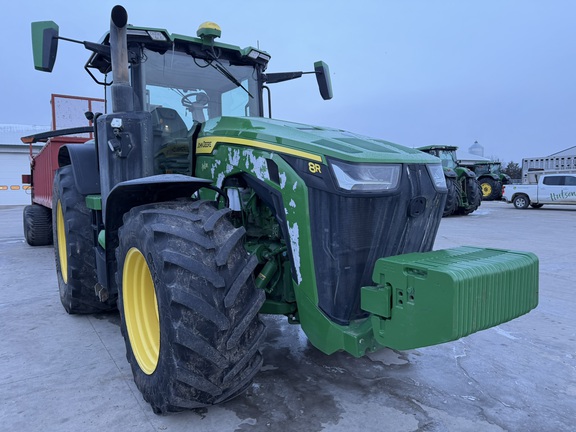 Photo of 2022 John Deere 8R 410