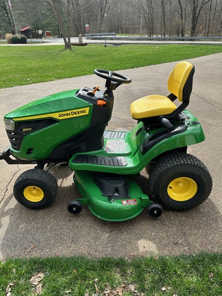 Photo of 2024 John Deere S140
