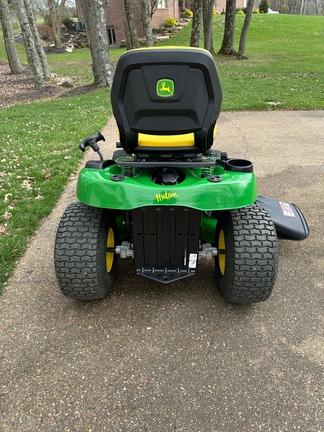 Photo of 2024 John Deere S140