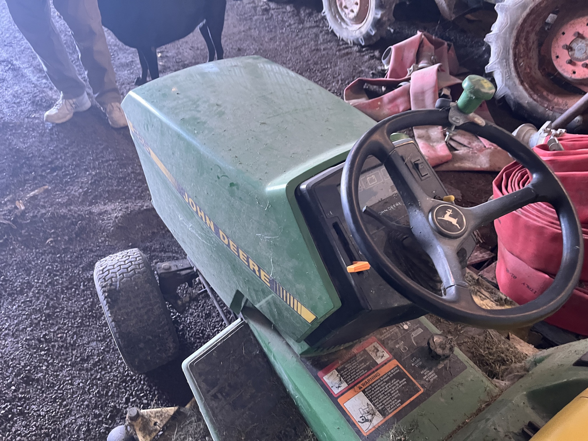 1993 John Deere 265 Image 4