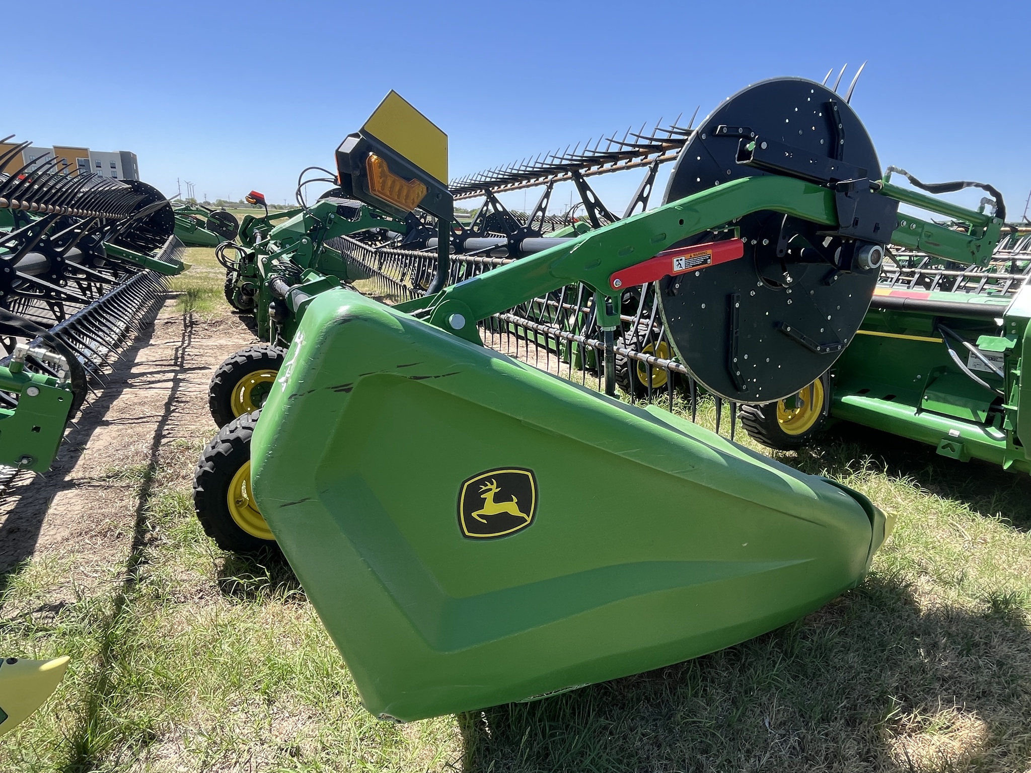 2024 John Deere HD35R Image 5