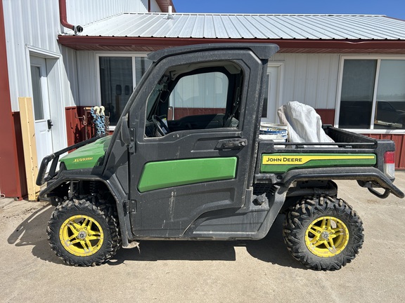 2023 John Deere XUV 835M - Photo12