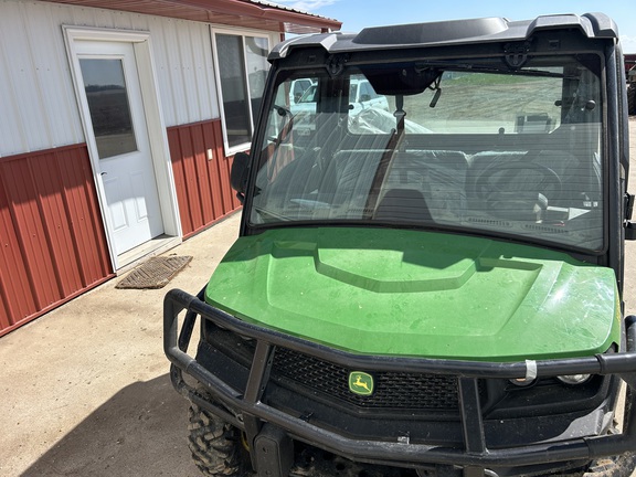2023 John Deere XUV 835M - Photo2