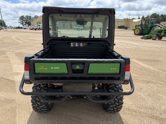 2023 John Deere XUV 835M - Photo4