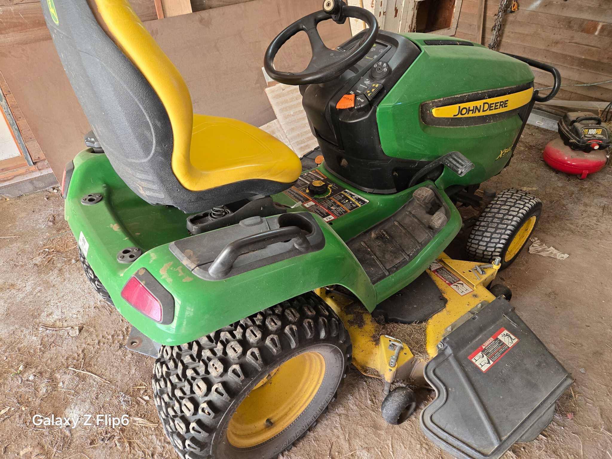 2010 John Deere X540 Image 2
