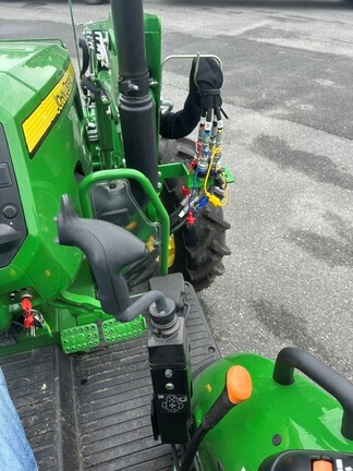 2025 John Deere 5067E-5