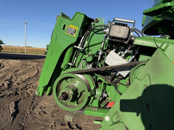 2024 John Deere S780 - Photo32