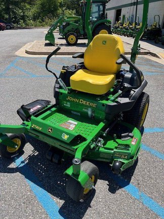 2026 John Deere Z720E-3