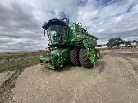Photo of 2022 John Deere X9 1000