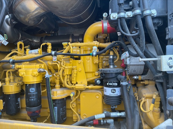 2023 John Deere 524 P