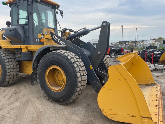 2023 John Deere 524 P