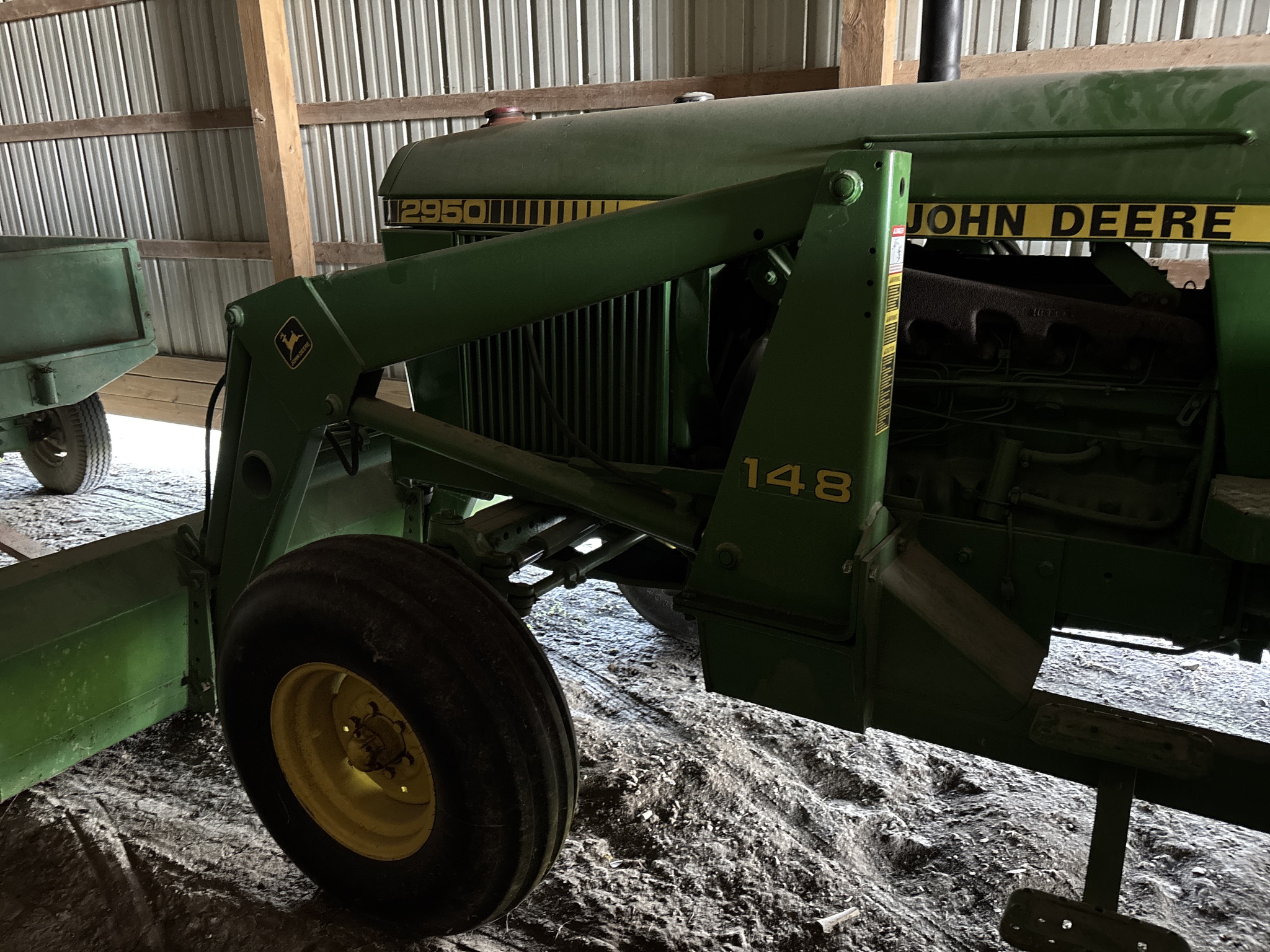 Used 1986 John Deere 2950 Utility Tractors at Koenig Equipment in Anna, OH - PhotoXL1