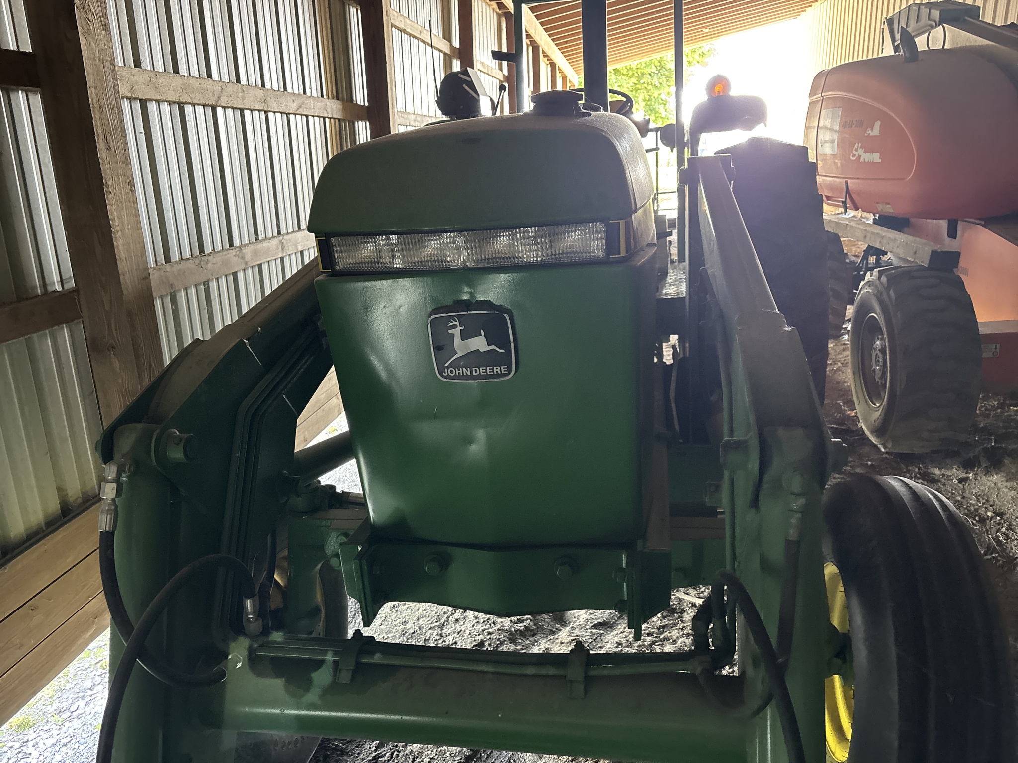 Used 1986 John Deere 2950 Utility Tractors at Koenig Equipment in Anna, OH - PhotoXL8