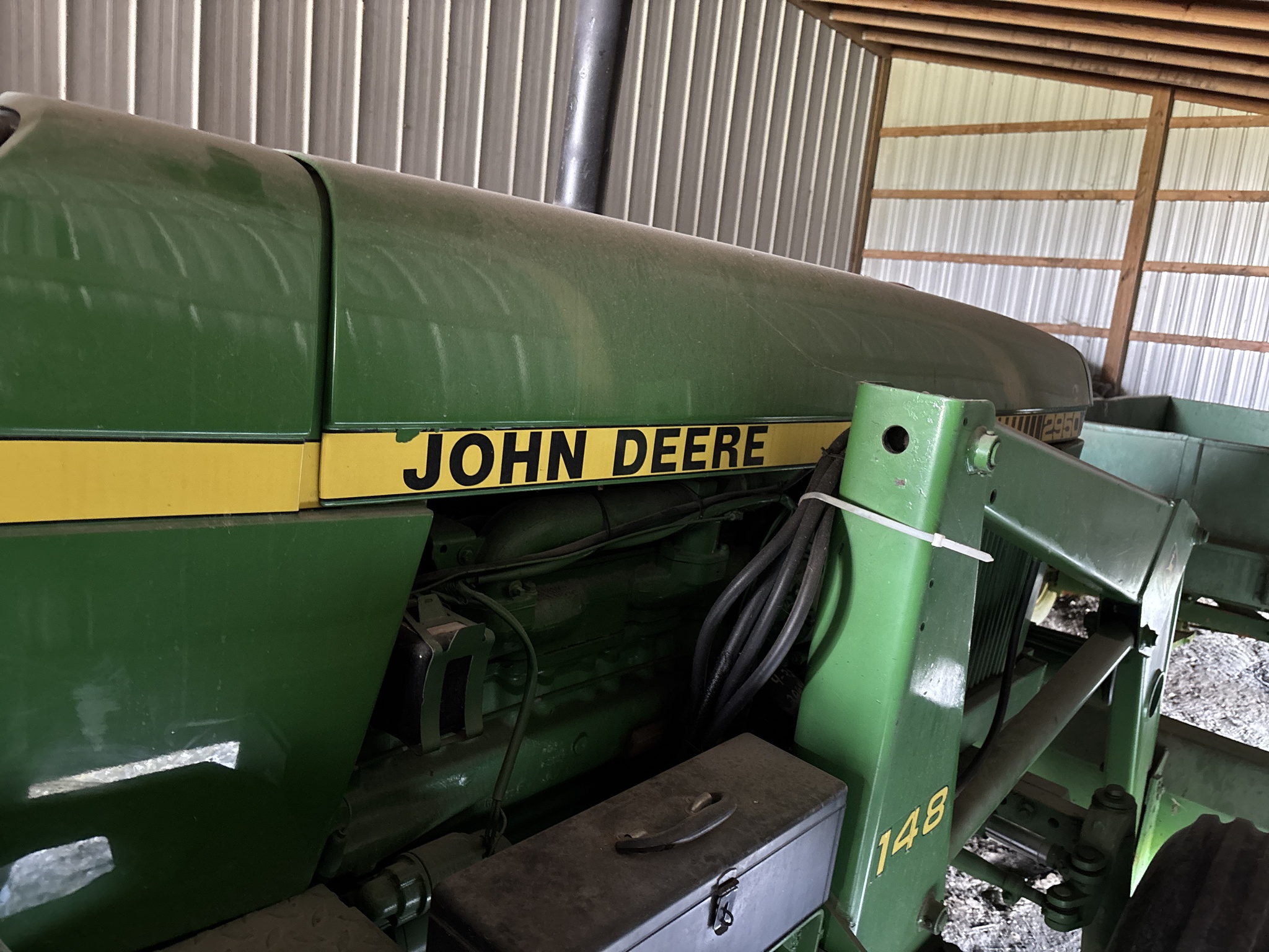 Used 1986 John Deere 2950 Utility Tractors at Koenig Equipment in Anna, OH - PhotoXL10