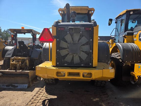 2023 John Deere 624P