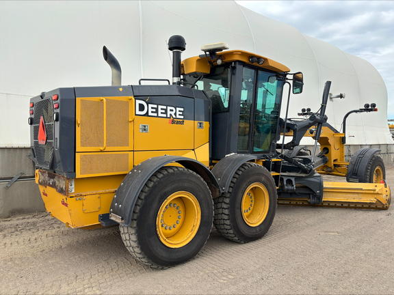 2018 John Deere 772G