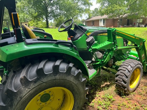 2022 John Deere 4044M