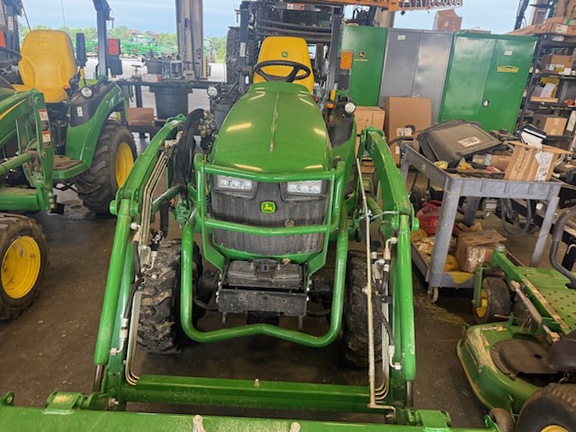 Photo of 2023 John Deere 2025R