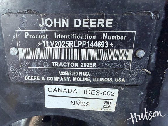 Photo of 2023 John Deere 2025R