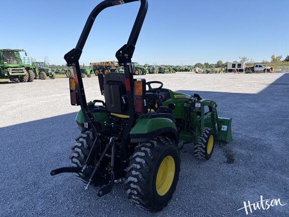 Photo of 2023 John Deere 2025R