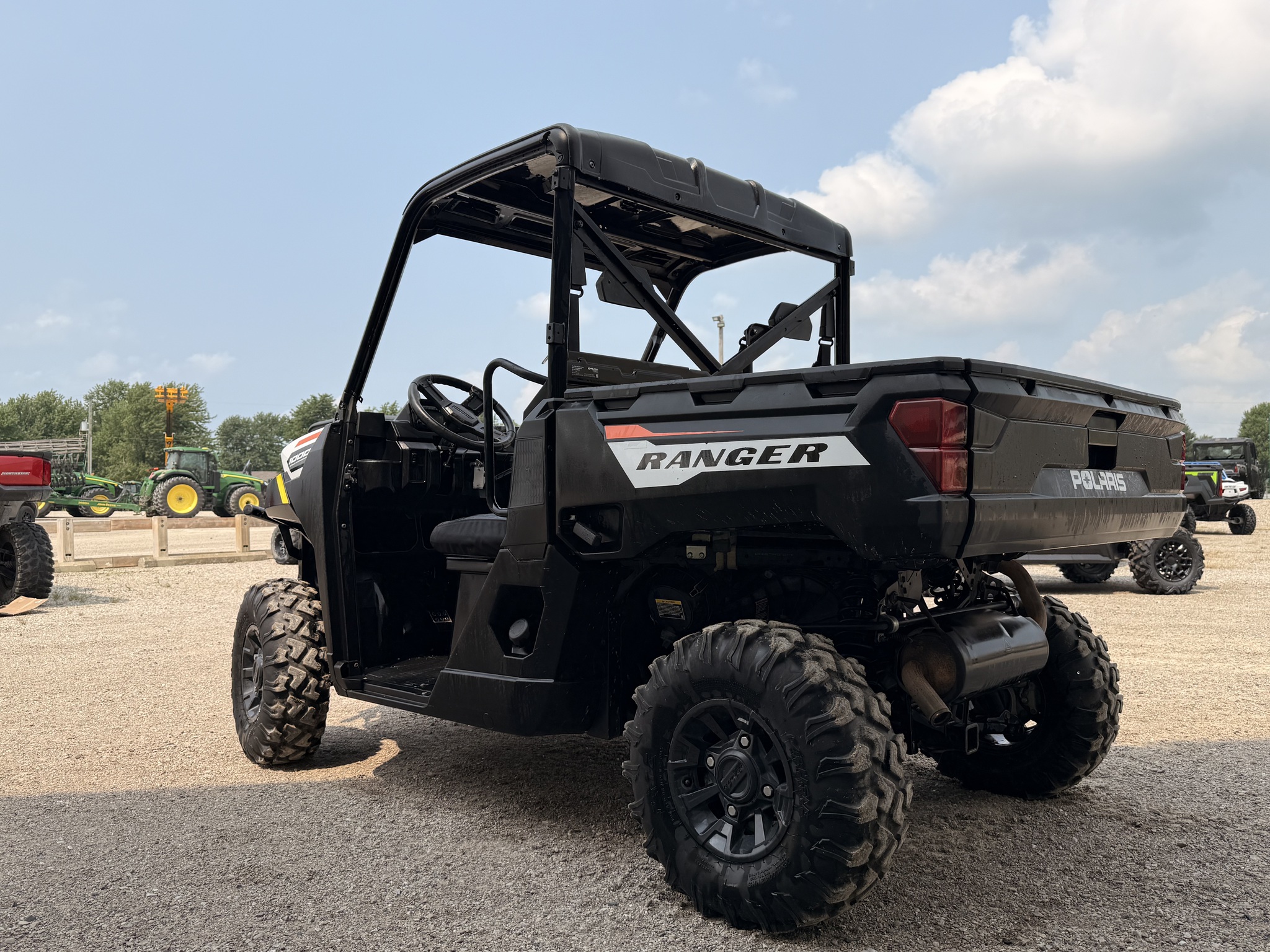 2023 Polaris Industries RANGER 1000 PREMIUM UTV