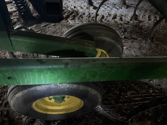 2013 John Deere 2210 - Photo8