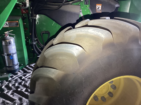 2025 John Deere S7 900 - Photo11