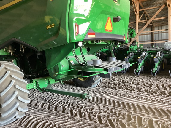 2025 John Deere S7 900 - Photo10