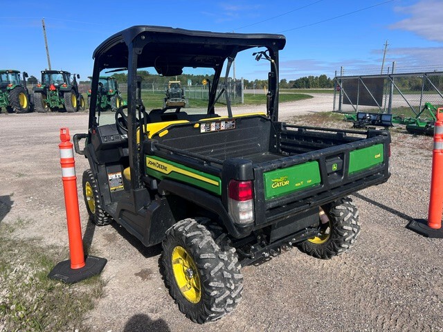 2021 John Deere XUV835M Utility Vehicle
