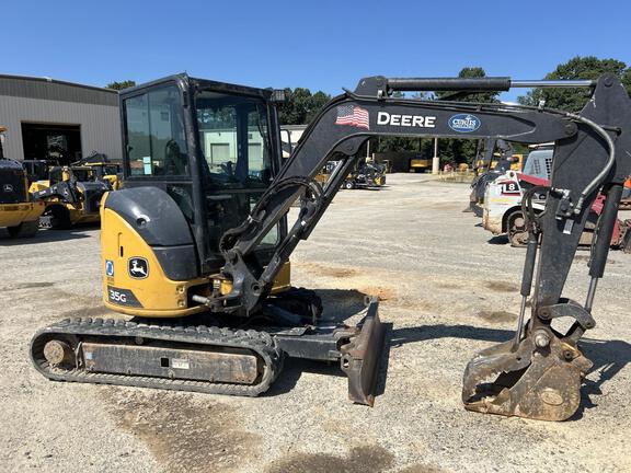 2022 John Deere 35G