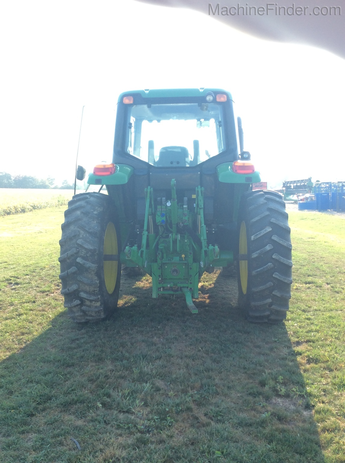 2016 John Deere 6110M Image 6