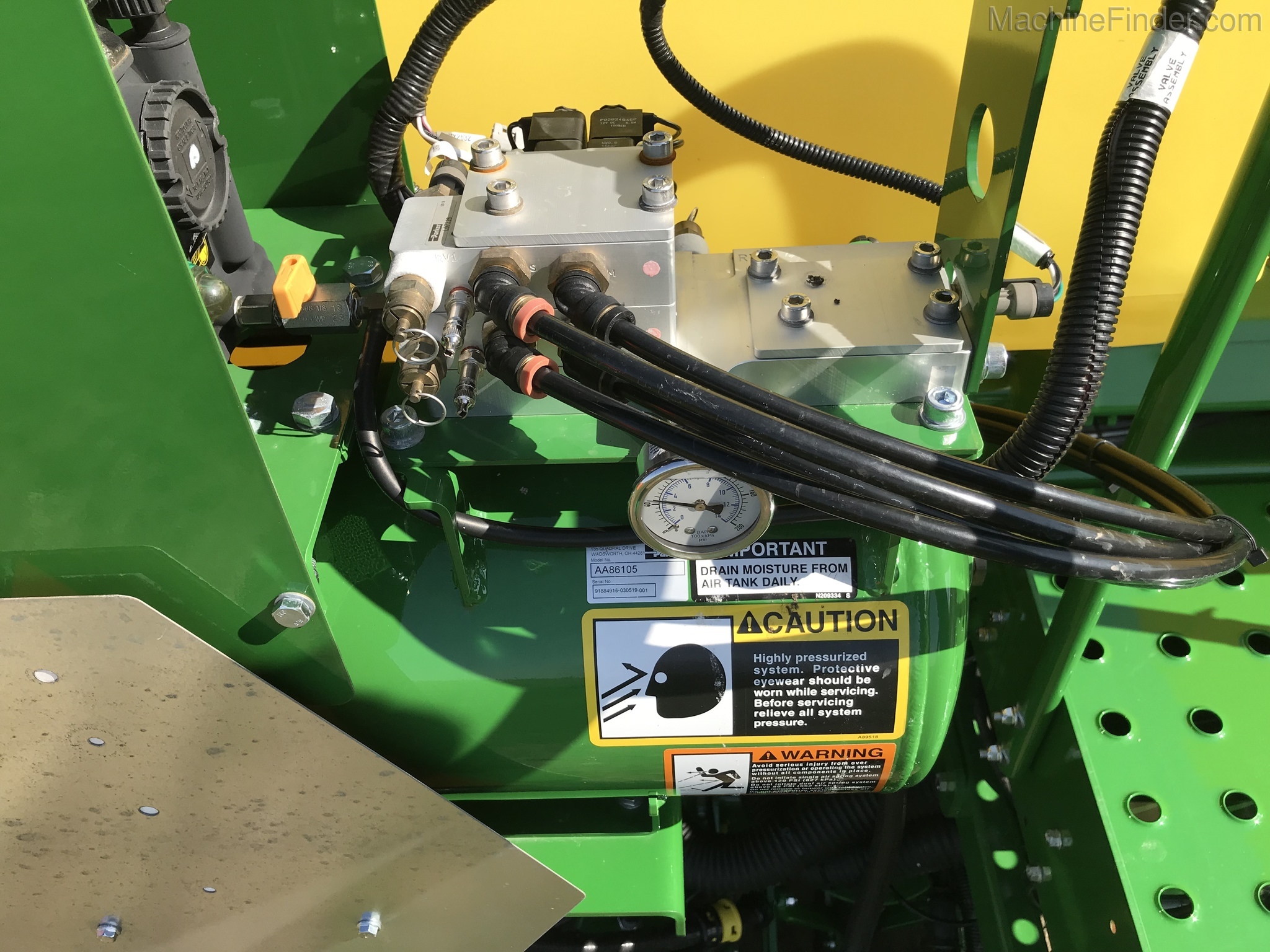 2019 John Deere DB60 Image 12