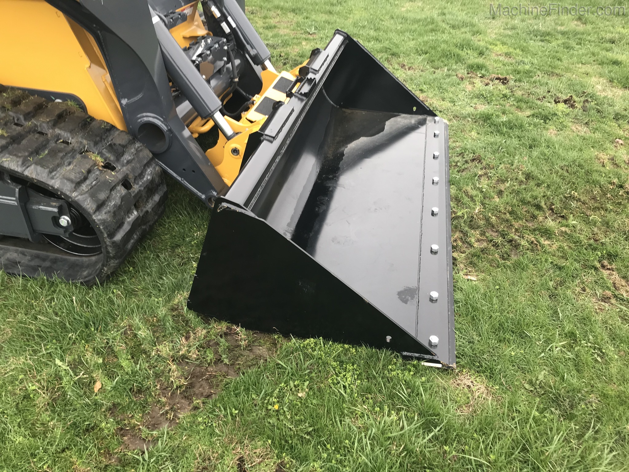 2020 John Deere 333G Image 5