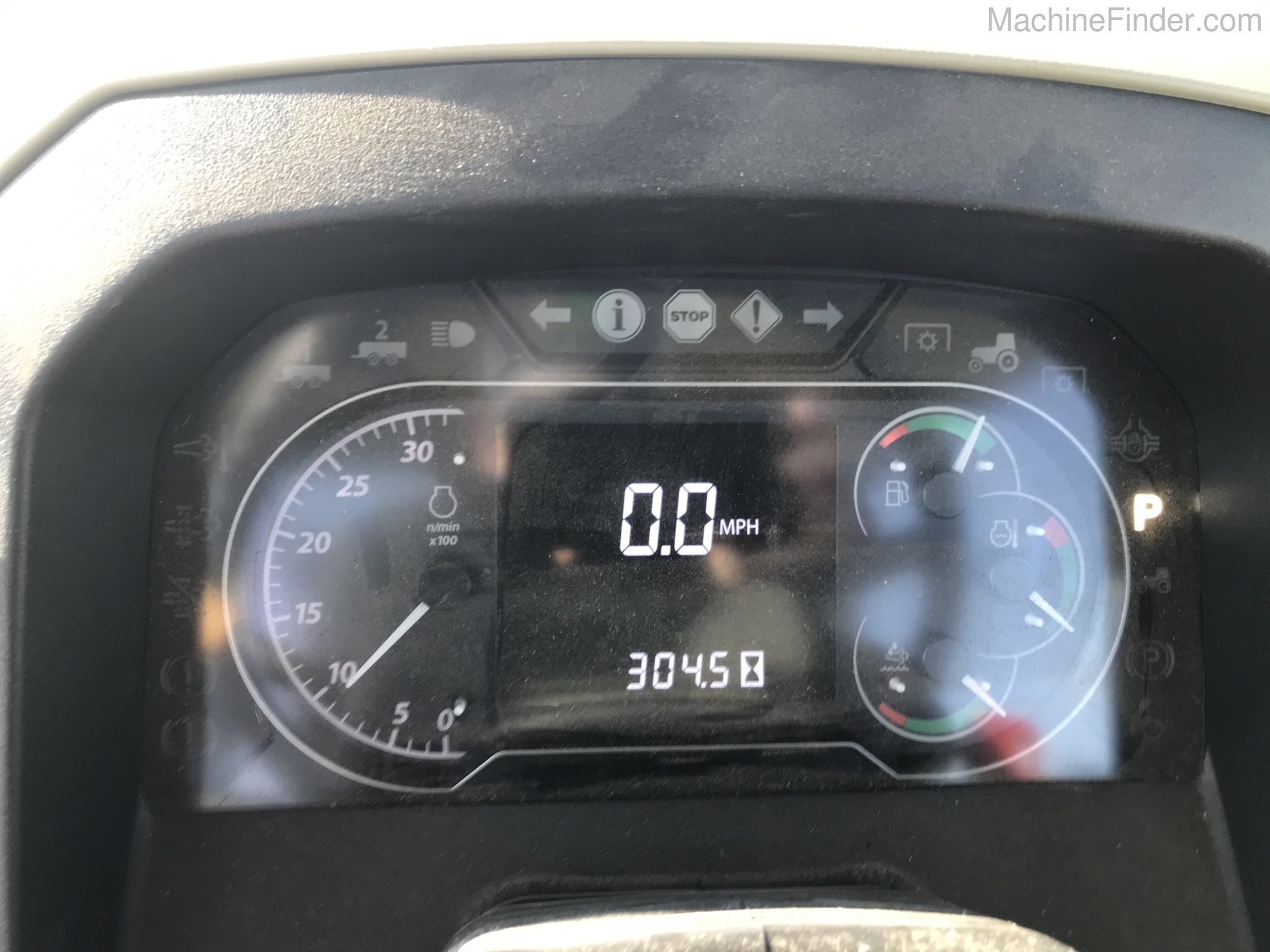 2018 John Deere 5100E Image 10