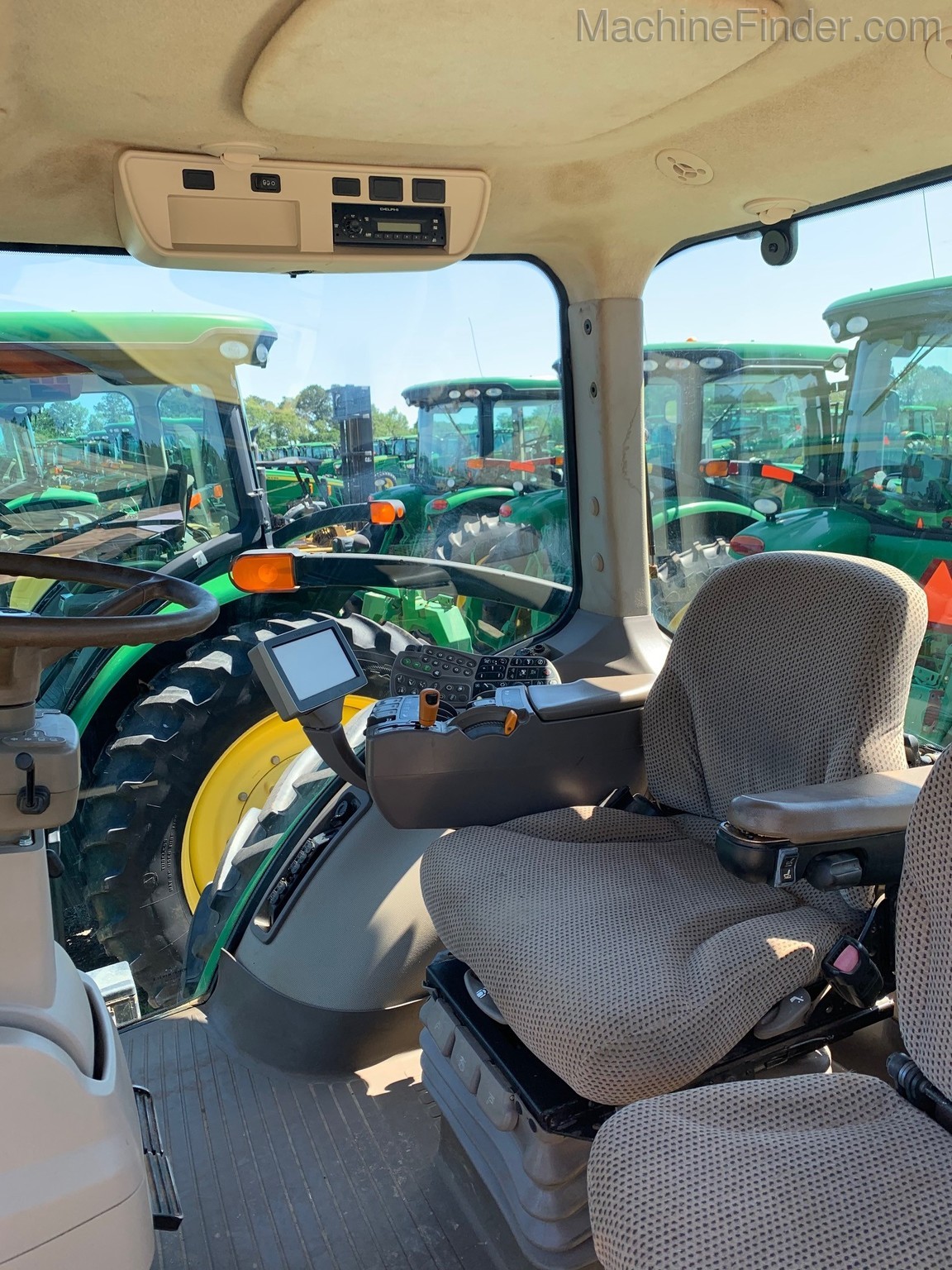 2013 John Deere 8360R Image 4