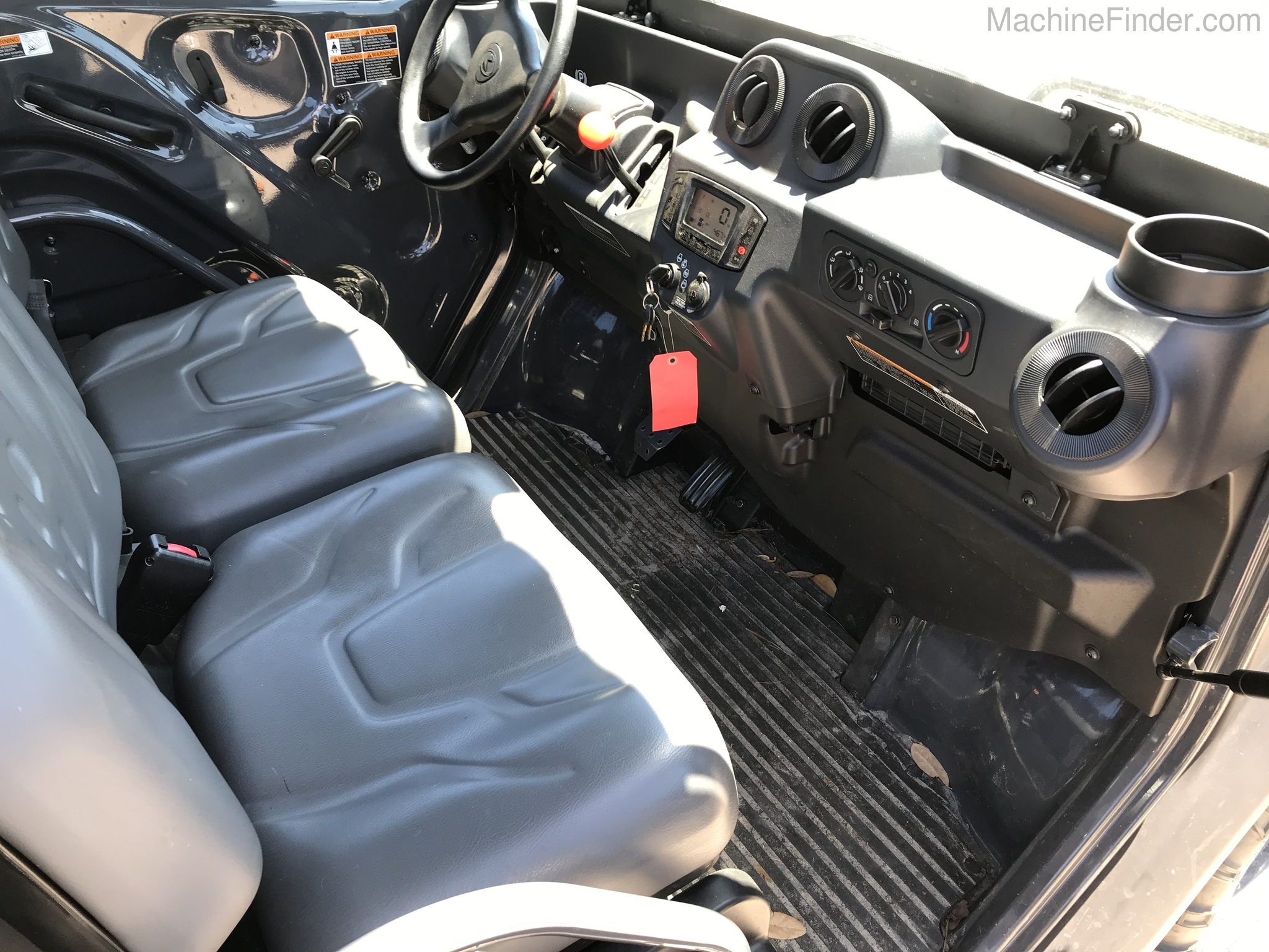 2016 Kubota RTV-X1100C Image 10