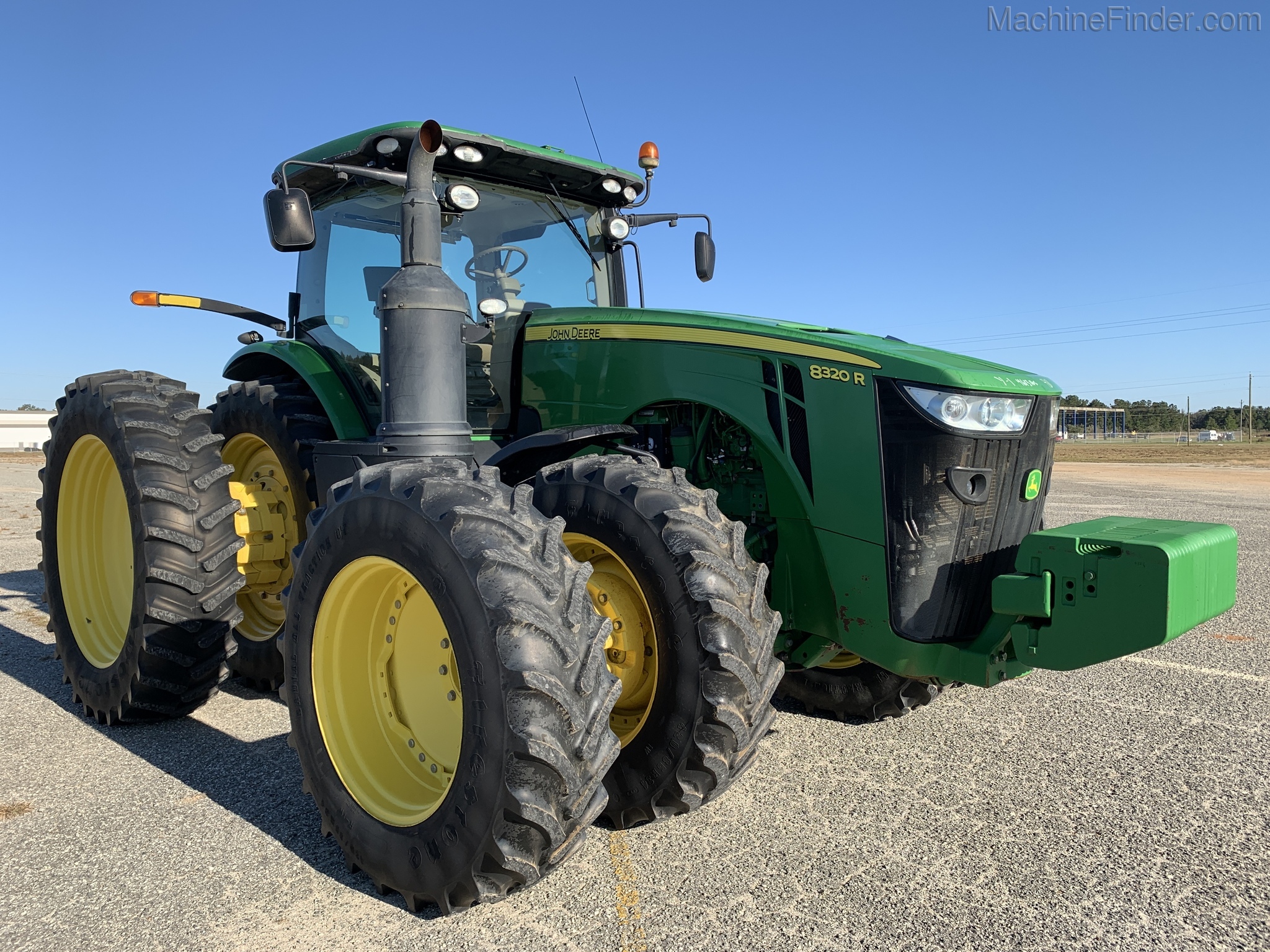 2014 John Deere 8320R Image 4