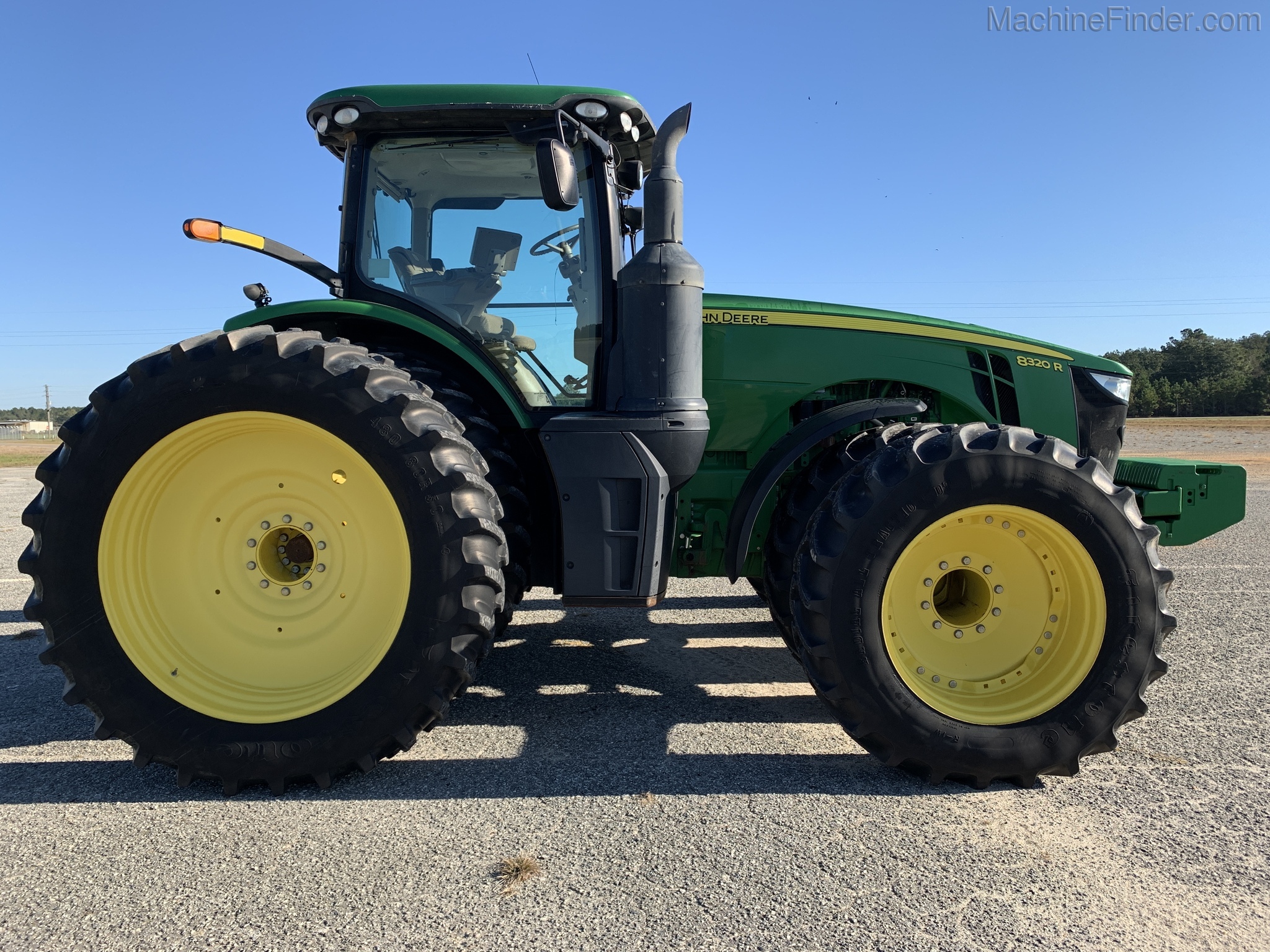 2014 John Deere 8320R Image 6